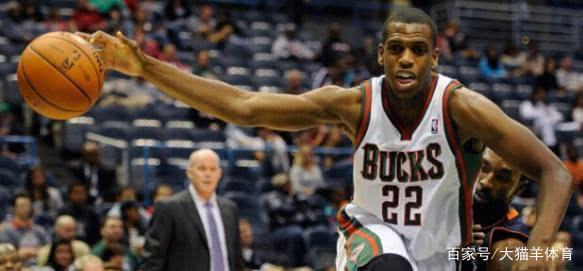 这次助攻太骚了